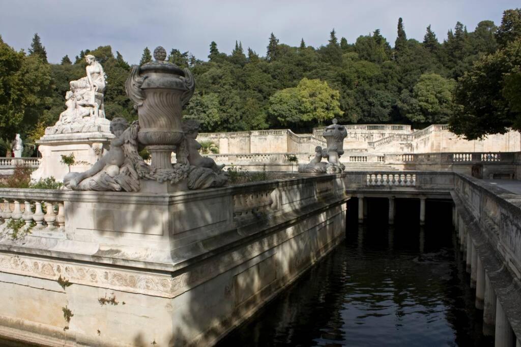 Le studio D'auguste- Cœur de Nîmes-chaleureux-emplacement idéal Extérieur photo
