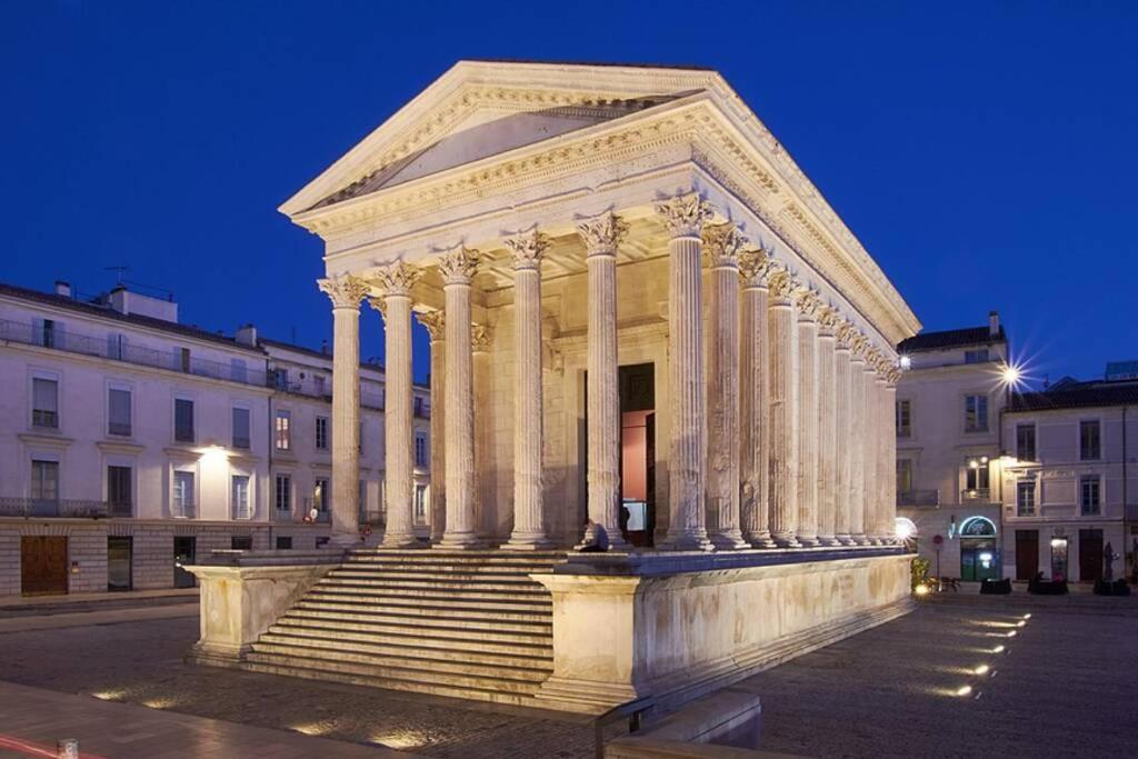 Le studio D'auguste- Cœur de Nîmes-chaleureux-emplacement idéal Extérieur photo