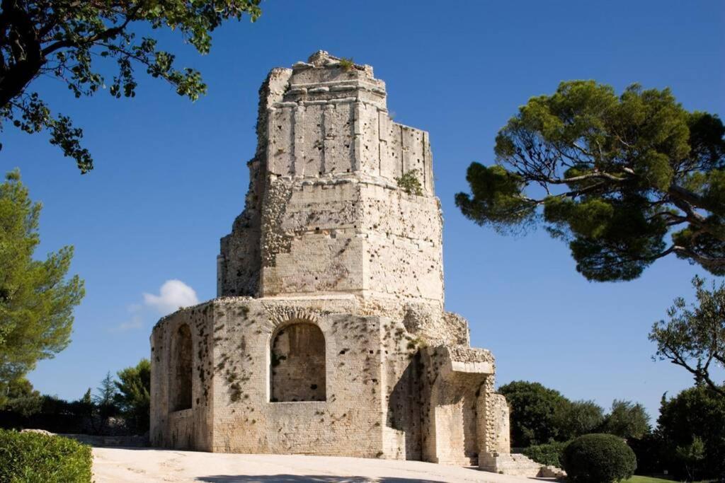 Le studio D'auguste- Cœur de Nîmes-chaleureux-emplacement idéal Extérieur photo