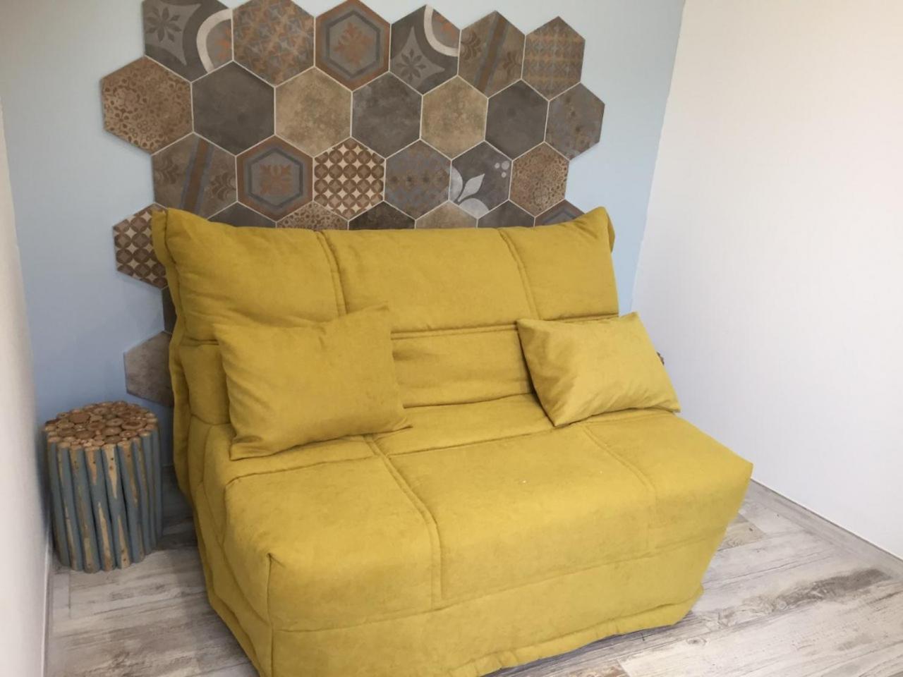 Le studio D'auguste- Cœur de Nîmes-chaleureux-emplacement idéal Extérieur photo
